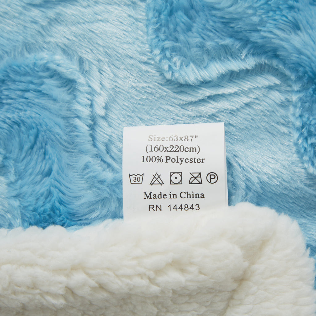 Tache Luxury Faux Fur Throw Blanket – Soft Light Baby Blue Couch & Bed Cover